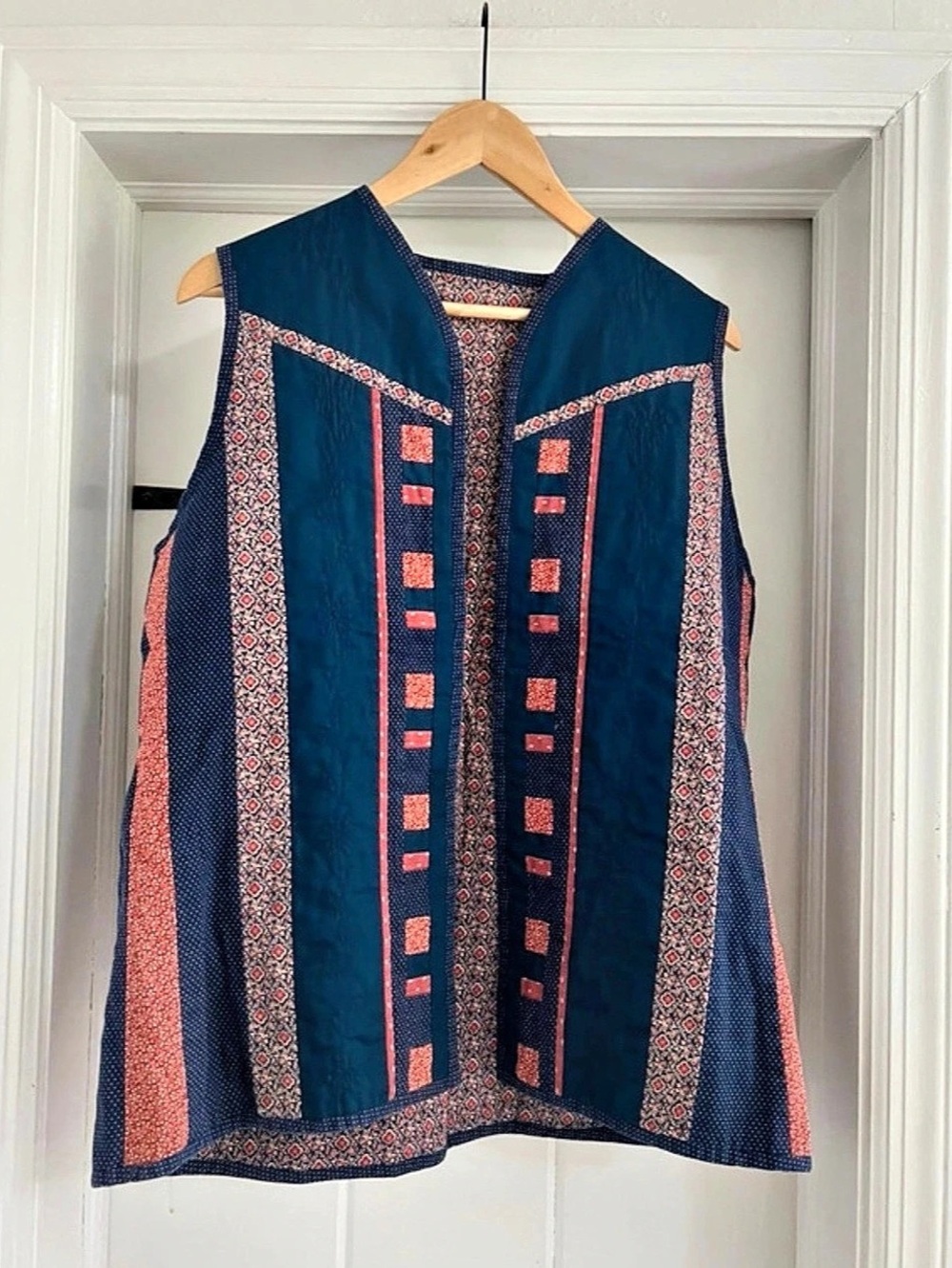 Vintage Geometric Sleeveless Tunic in Blue & Orange Like New